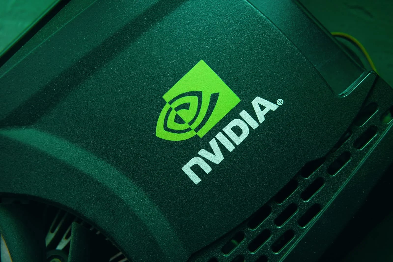 nvidia b200